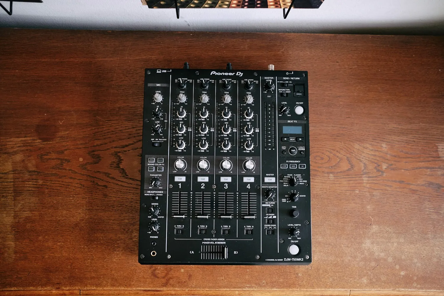 Pioneer DJM-750 MK2 – Bild 2