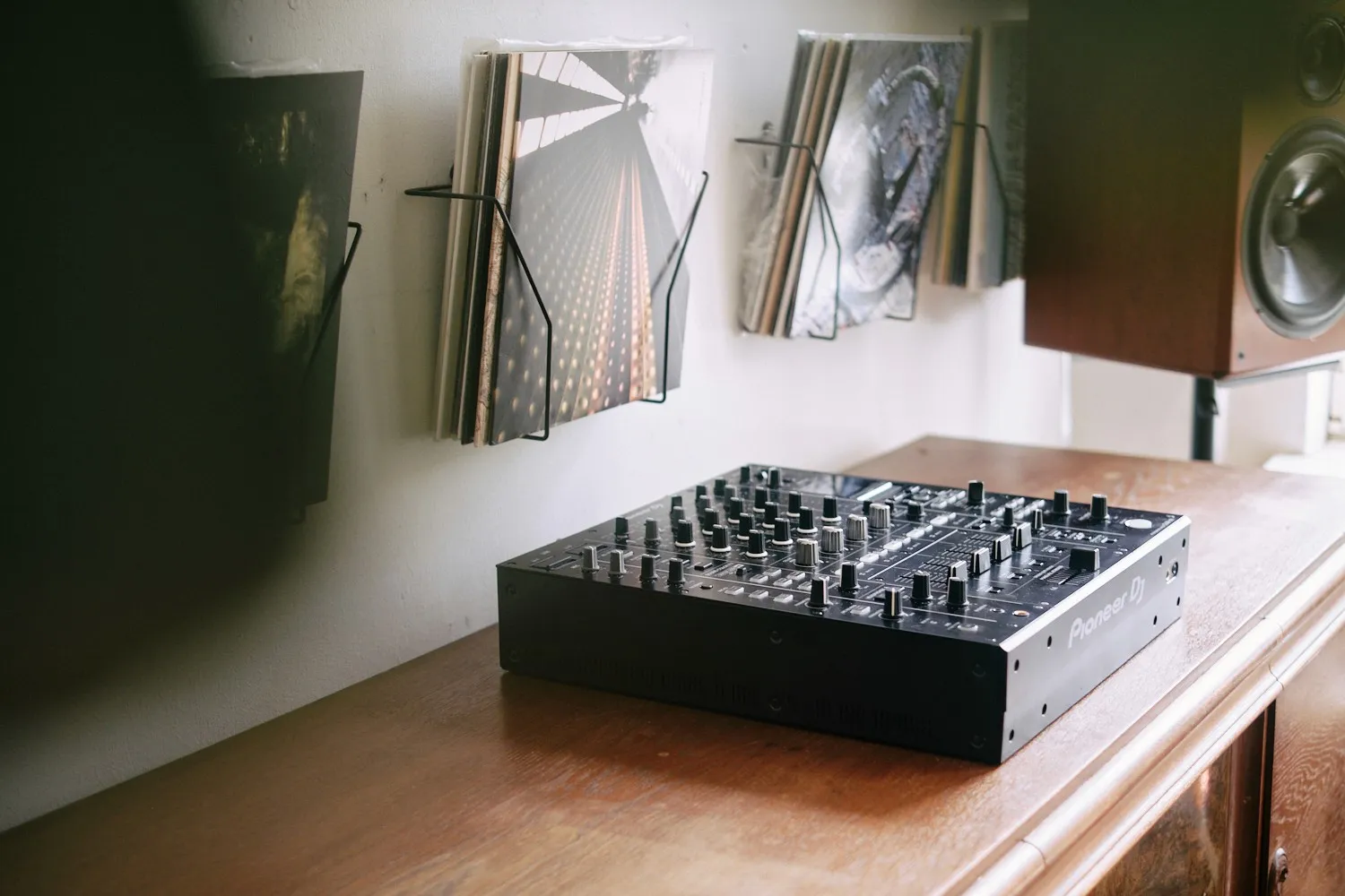 Pioneer DJM-A9 – Bild 2