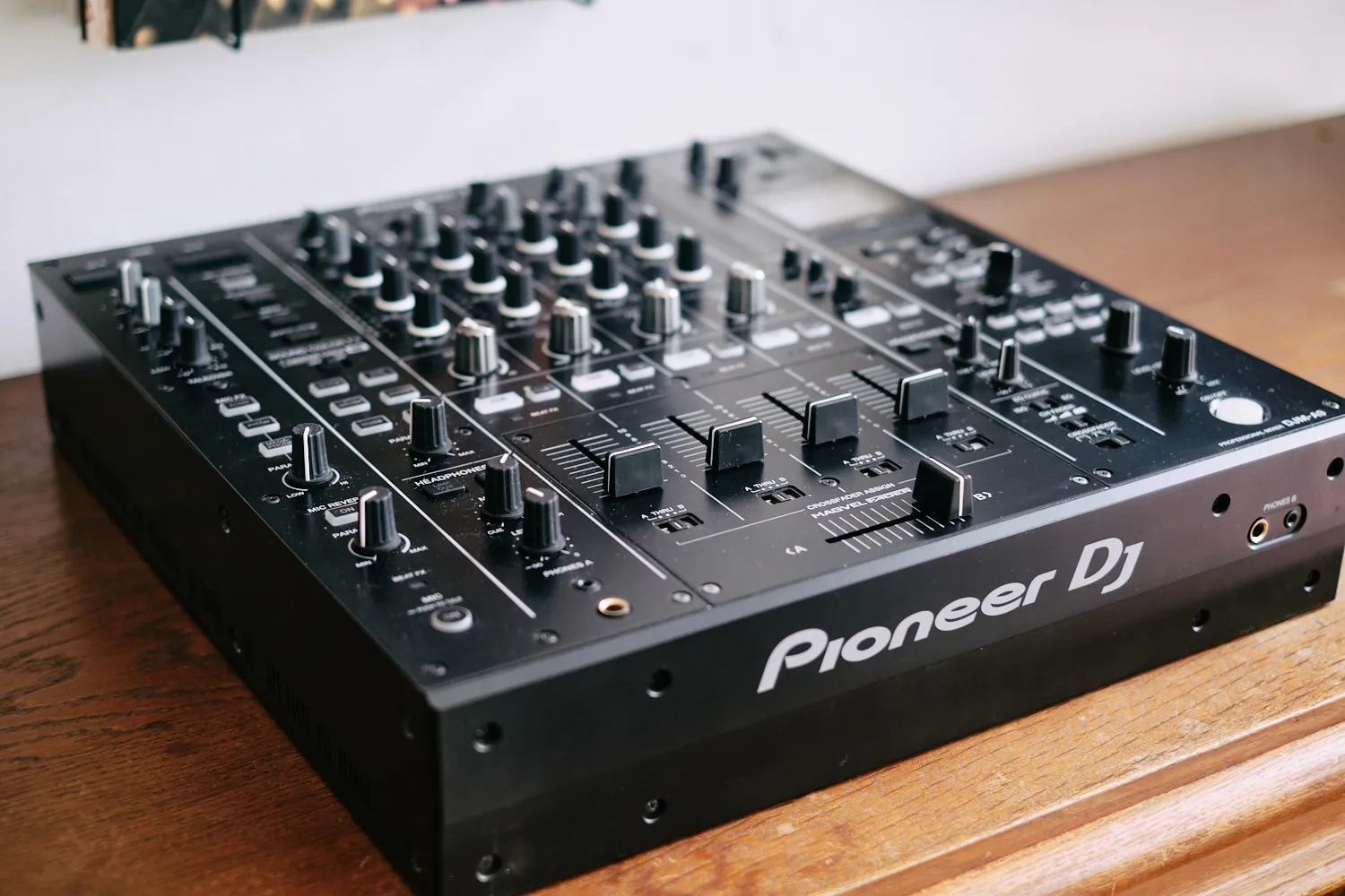 Pioneer DJM-A9 – Bild 3