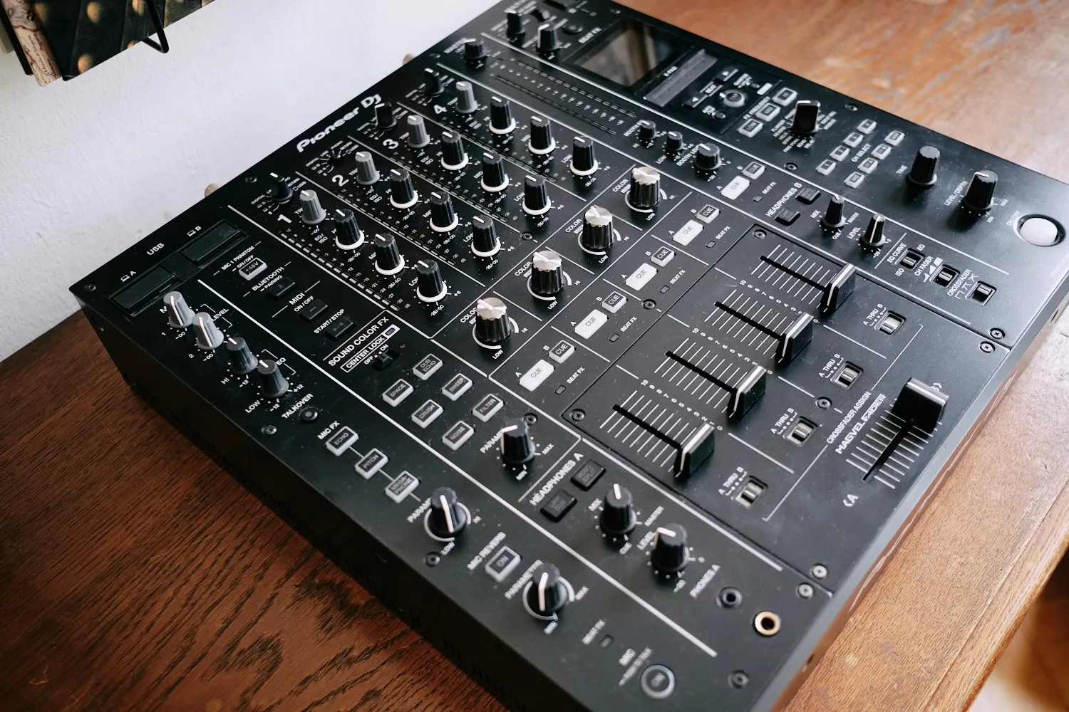 Pioneer DJM-A9 – Bild 4