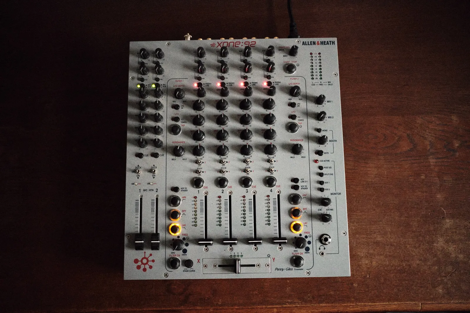 Allen & Heath Xone:92 – Bild 2